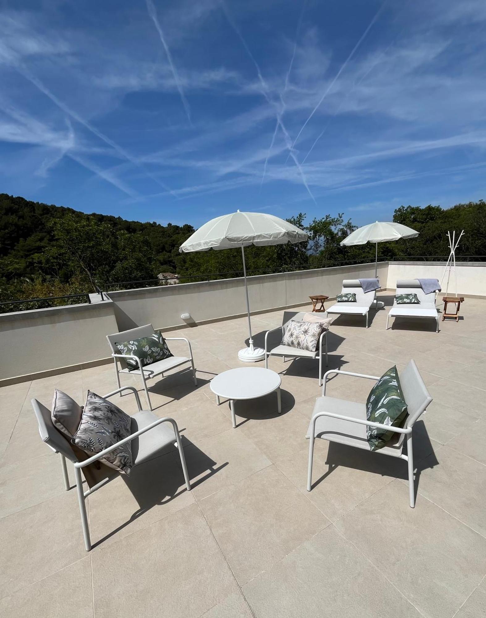 Eze Villa エクステリア 写真